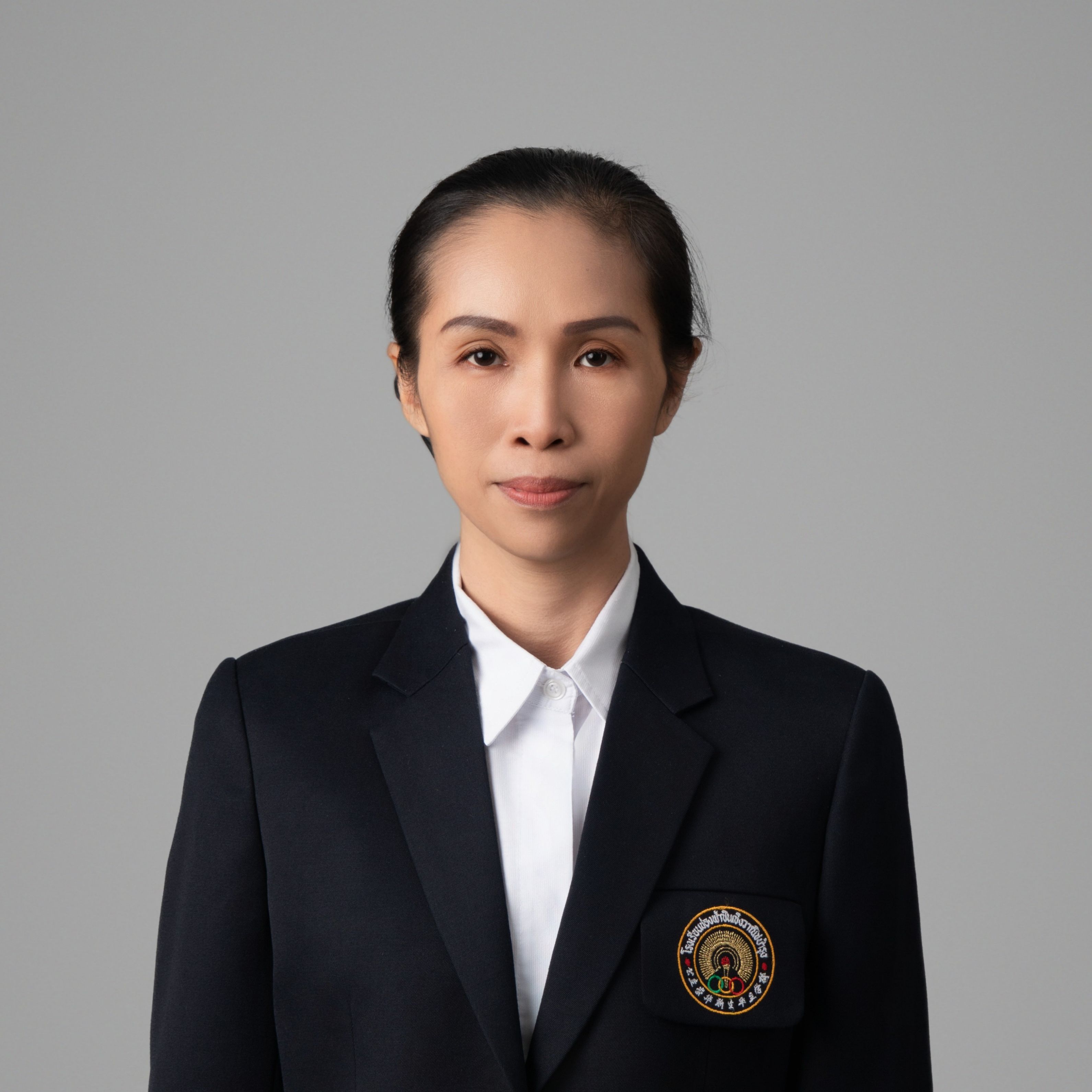 นิรุบล สุยะ